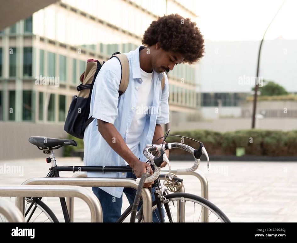 VTC (vélo tout chemin)